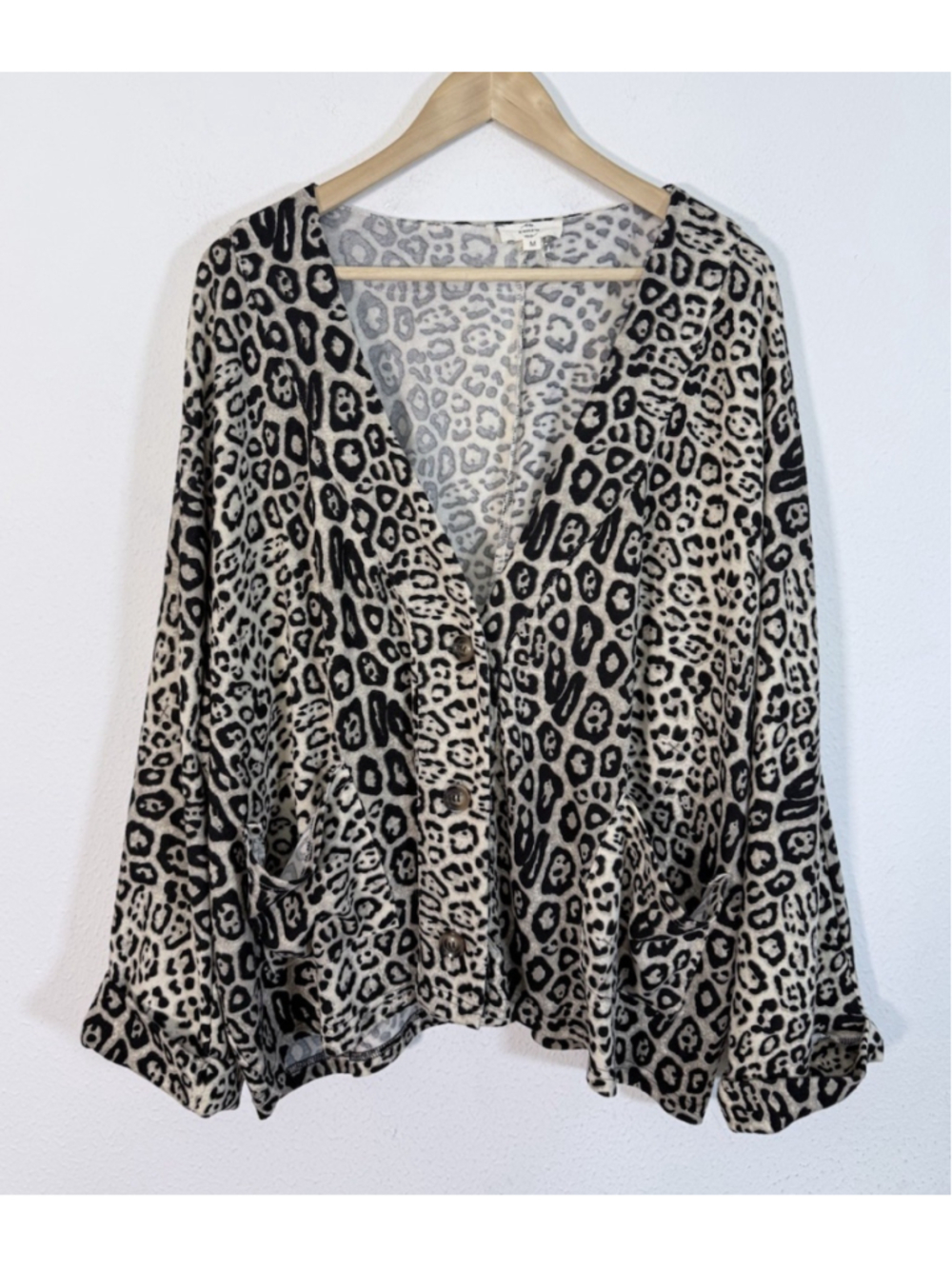 Entro Animal Print Cardigan Sweater M Button Front Oversized Patch Pockets Boho